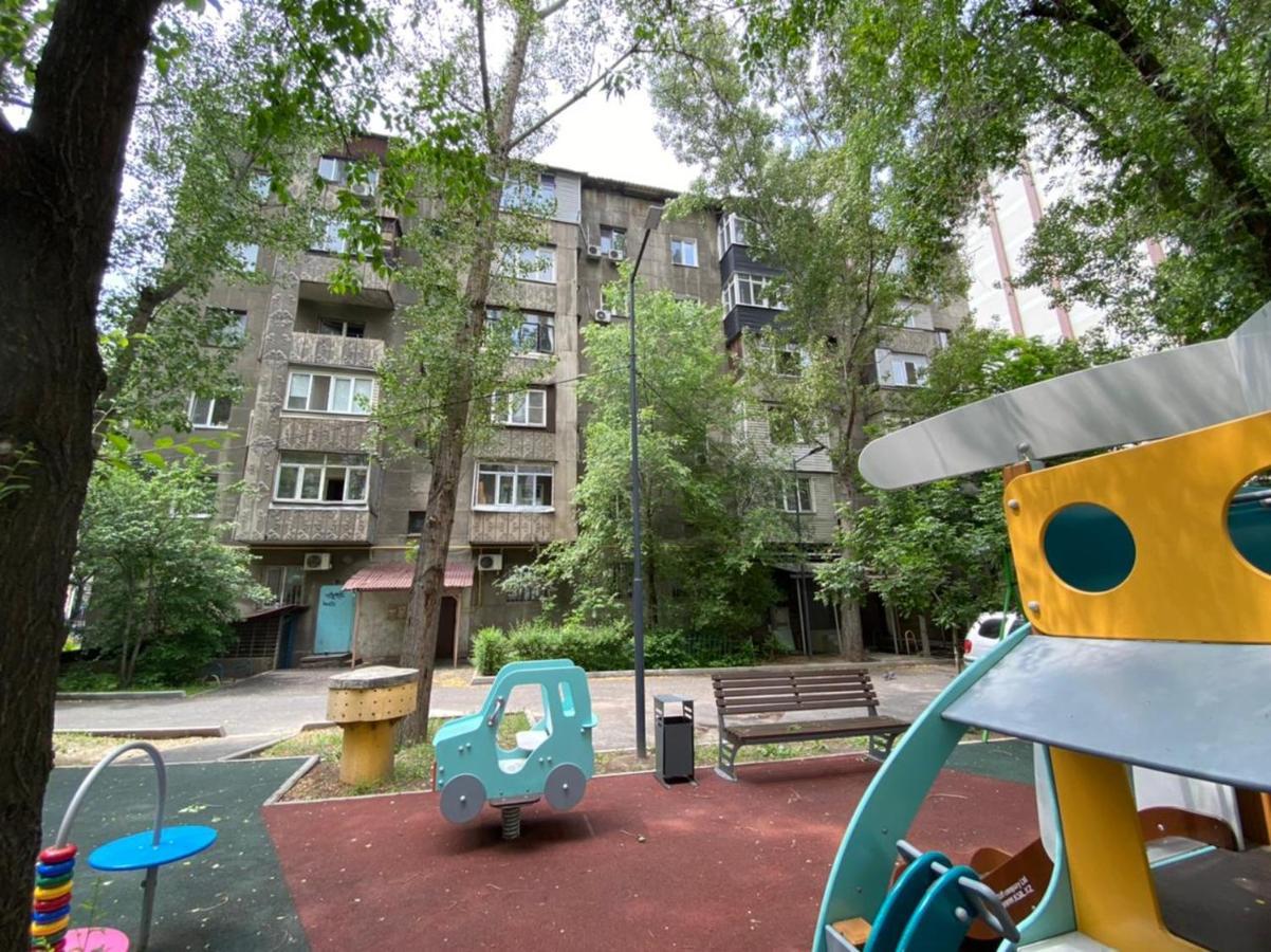 Apartmán Наурызбай Almaty Exteriér fotografie