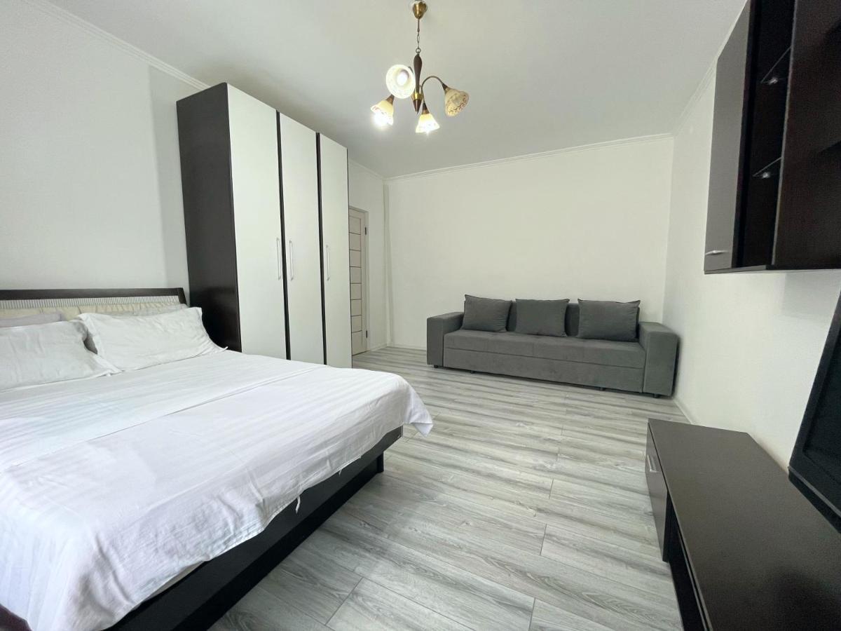 Apartmán Наурызбай Almaty Exteriér fotografie
